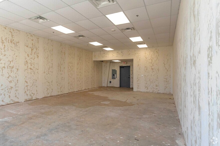 More Photos Of 480 24th Ave NW, Norman General Retail For Sale