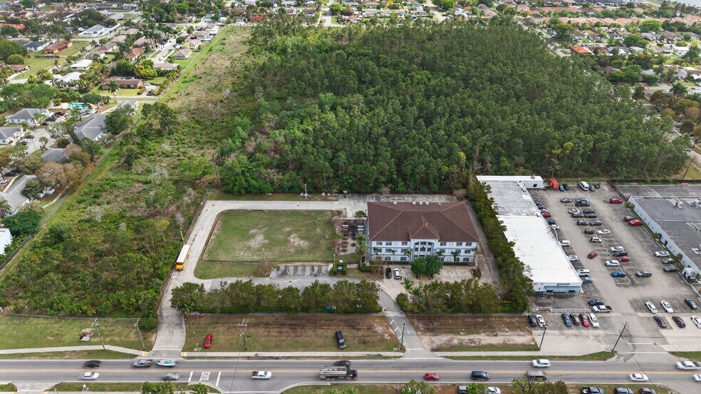 More Photos Of 713 W Palm Dr, Florida City Schools For Sale