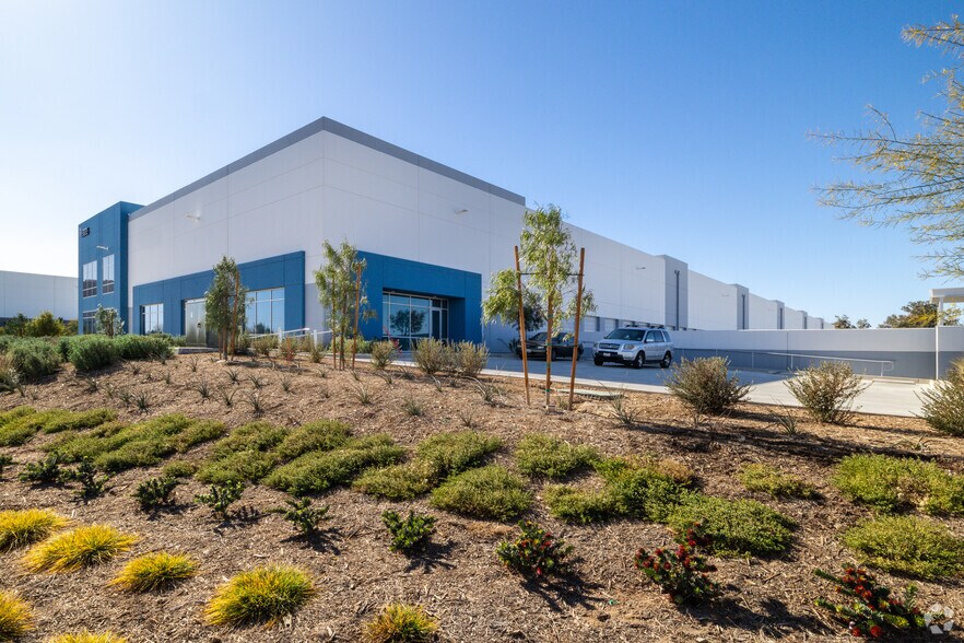 More Photos Of 19885 Harvill Ave, Perris Distribution For Lease