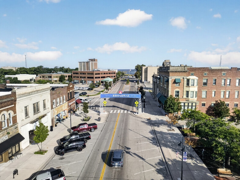 More Photos Of 573-577 Broadway, Lorain Storefront Retail Residential For Sale
