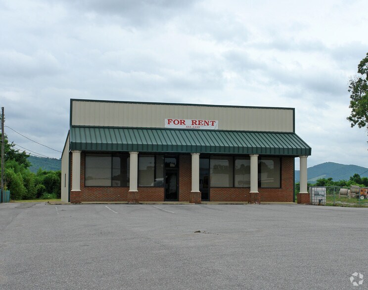 More Photos Of 1631 E Hamric Dr, Oxford Medical For Lease