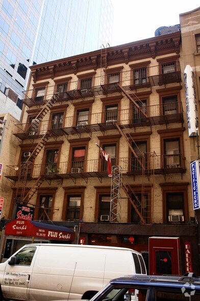 More Photos Of 238 W 56th St, New York Apartments For Lease
