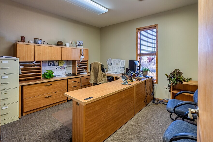More Photos Of 1502 Progress Ct, Wheatland Office For Sale