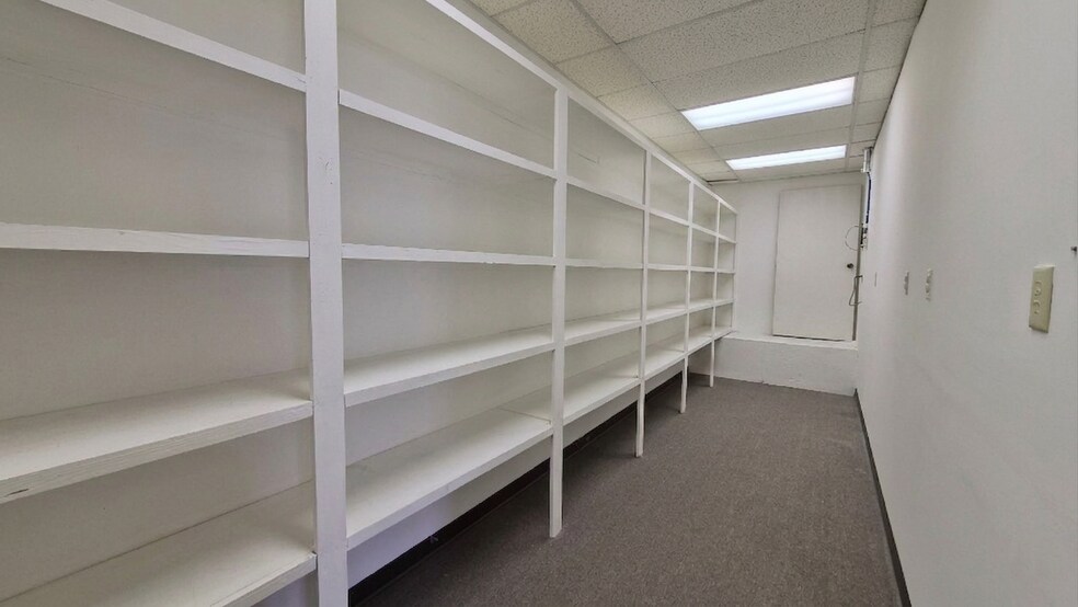 More Photos Of 31-33 Murray Guard Dr, Jackson Office For Lease