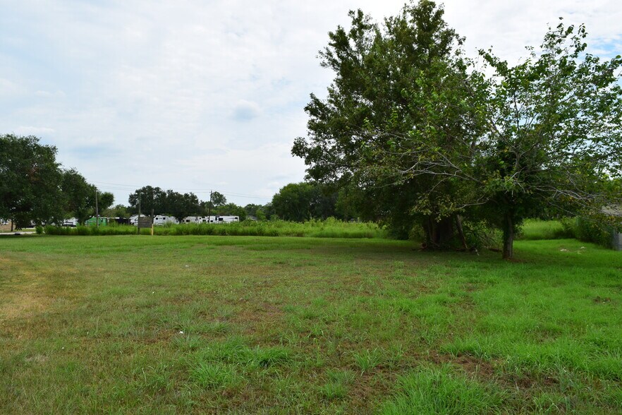 More Photos Of Bailey & McLean Rd., Pearland Land For Sale