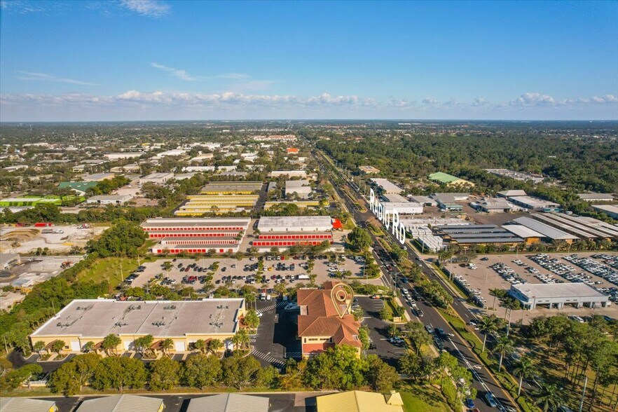 More Photos Of 3415 Radio Rd, Naples Office For Sale