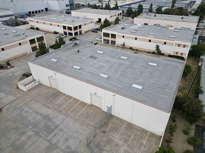 More Photos Of 620 S Magnolia Ave, Ontario Warehouse For Lease