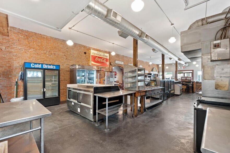 More Photos Of 104 S Main St, Glencoe Storefront Retail Residential For Sale