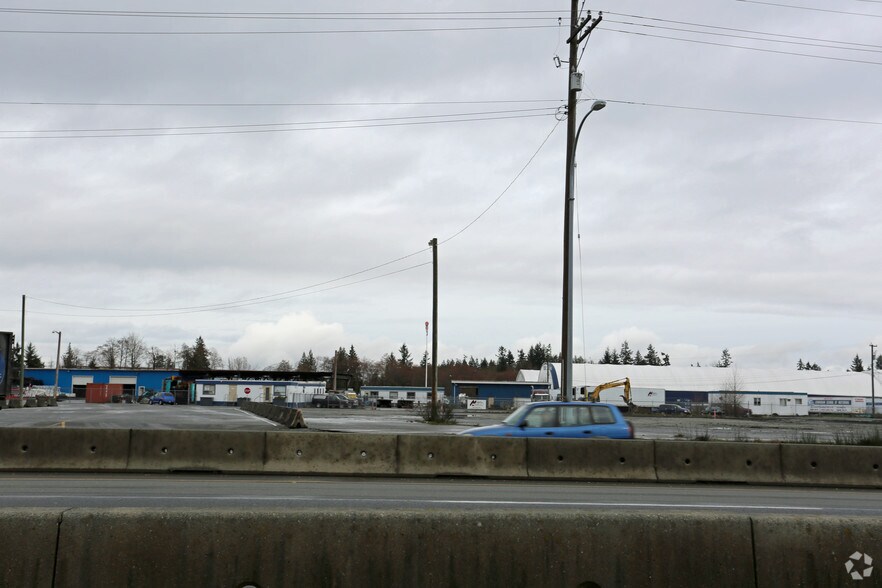 More Photos Of 9401 Hwy-1, North Cowichan Parking Lot For Lease