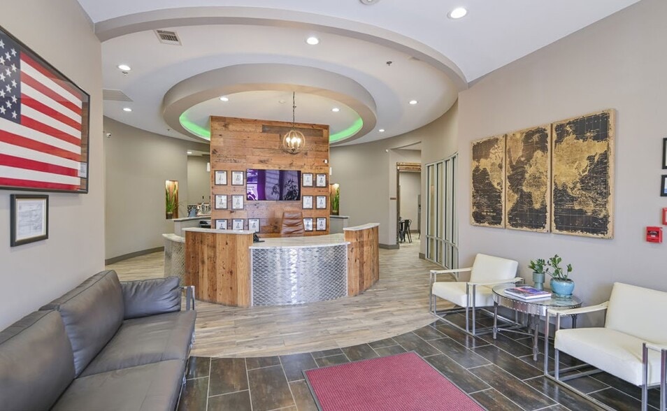 More Photos Of 428 N Aston Dr, Sunnyvale Showroom For Sale