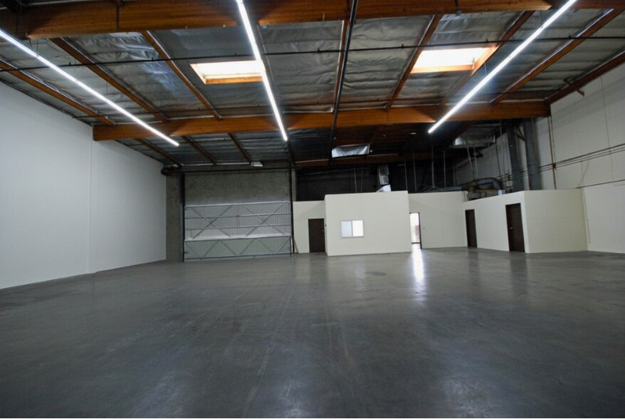 More Photos Of 241-317 E Redondo Beach Blvd, Gardena Unknown For Lease