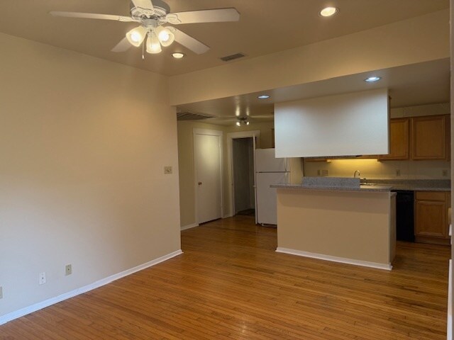 More Photos Of 400 W Lynwood Ave, San Antonio Apartments For Sale