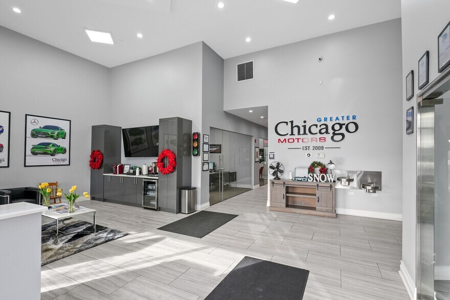 More Photos Of 500 Mitchell Rd, Glendale Heights Warehouse For Sale