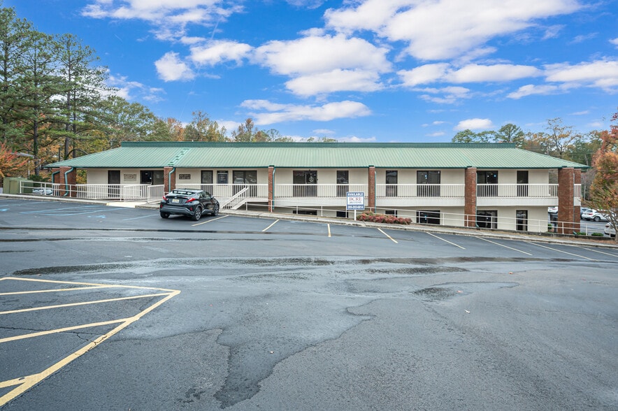 More Photos Of 1572 Montgomery Hwy, Birmingham Office For Lease