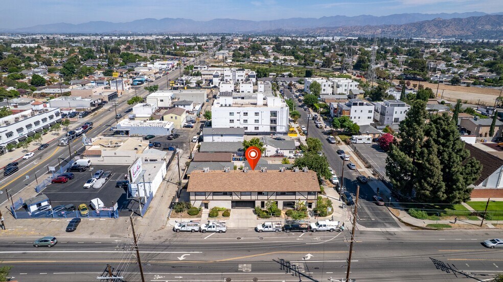 More Photos Of 6003 Craner Ave, North Hollywood Apartments For Sale