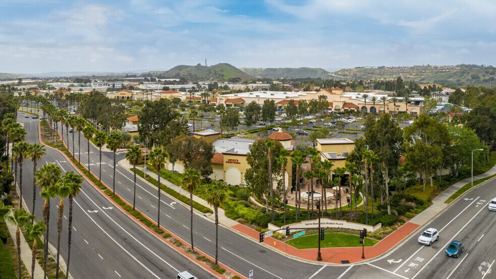 More Photos Of 30465 Avenida De Las Flores, Rancho Santa Margarita General Retail For Lease