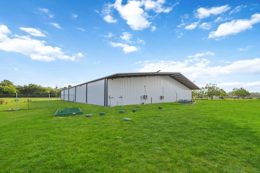 More Photos Of 1061 County Road 6111, Dayton Industrial For Sale
