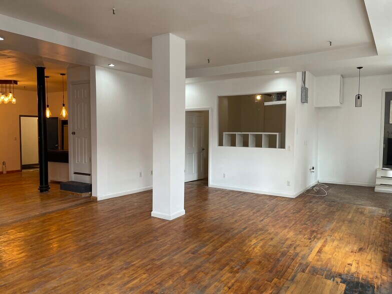 More Photos Of 424-426 Broadway, New York Loft Creative Space For Sale