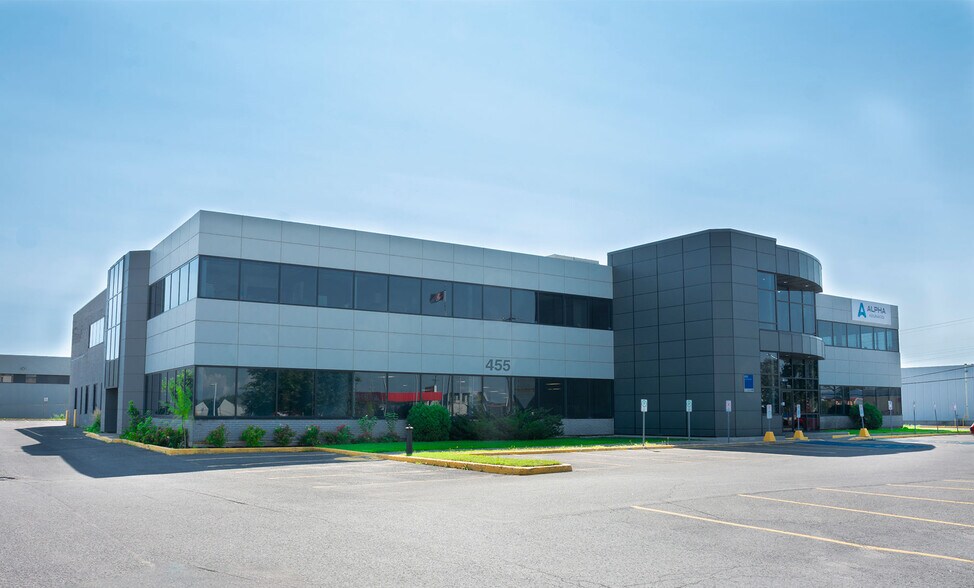 More Photos Of 455 Rue Du Marais, Québec Office For Lease