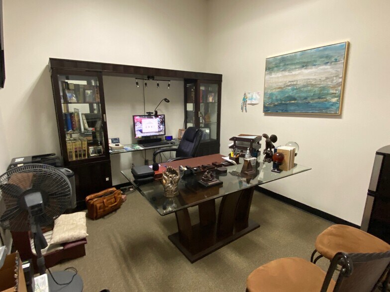 More Photos Of 861 Harold Pl, Chula Vista Research And Development For Sale