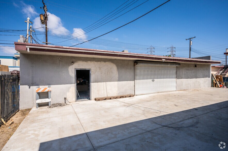 More Photos Of 8431 Monroe Ave, Stanton Industrial For Sale