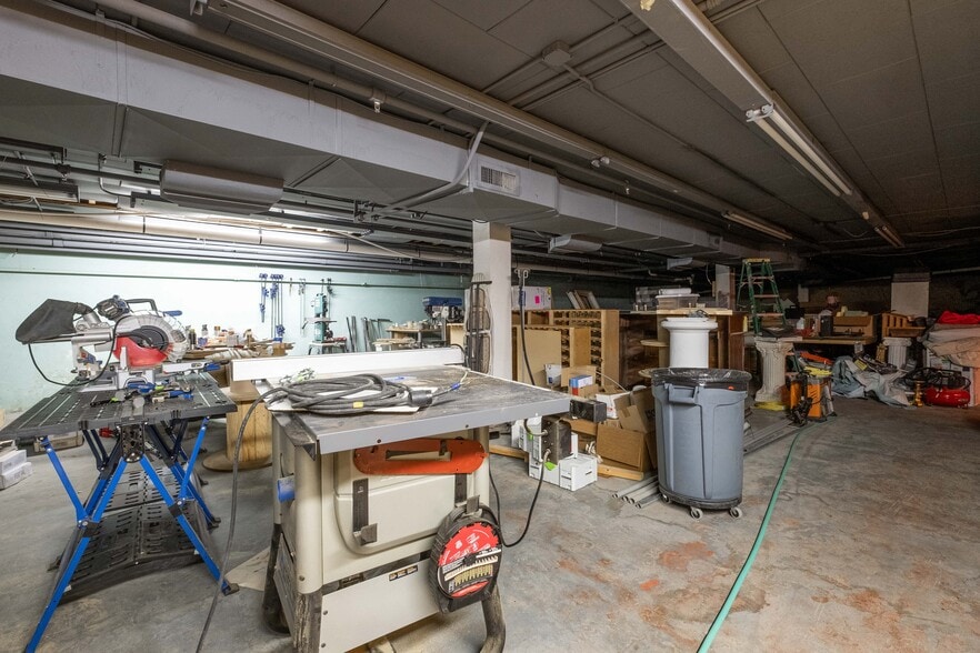 More Photos Of 101 E Main St, Elkin Restaurant For Sale