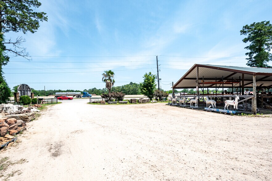 More Photos Of 20400 US Highway 59, New Caney Land For Sale