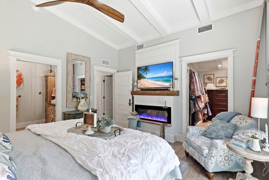 More Photos Of 840 Myrtle Ter, Naples Freestanding For Sale
