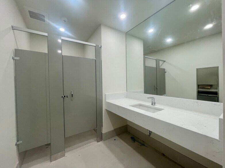 More Photos Of 13629 NE Bel Red Rd, Bellevue Office For Lease