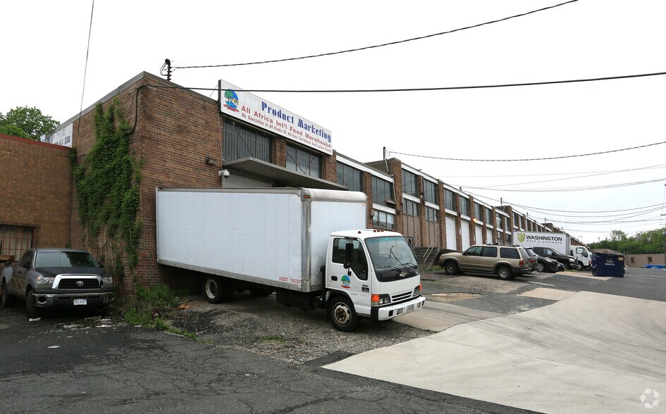 Primary Photo Of 5760-5788 2nd St NE, Washington Warehouse For Lease