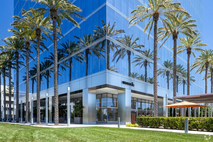 More Photos Of 400 Spectrum Center Dr, Irvine Office For Lease