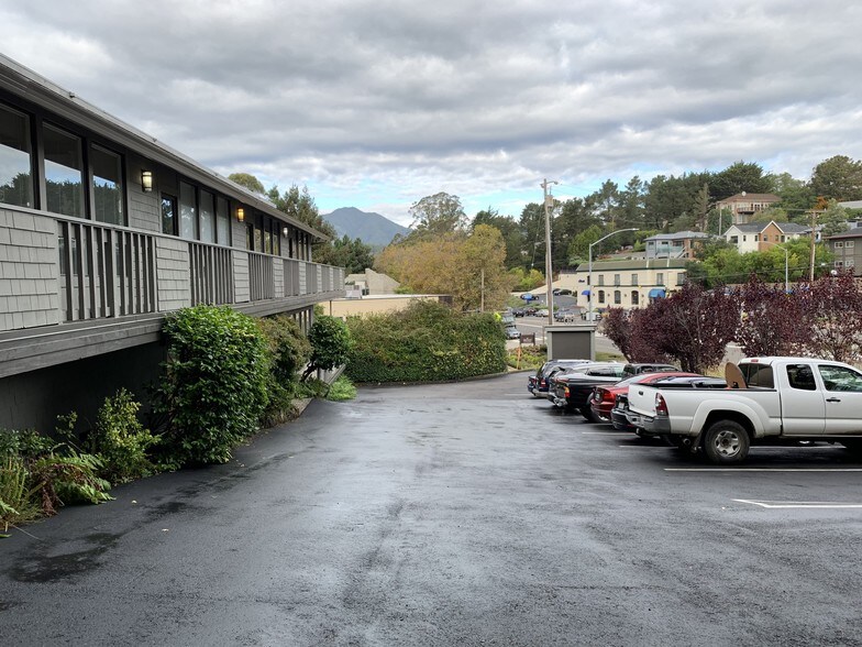More Photos Of 110 Tiburon Blvd, Mill Valley Office For Lease