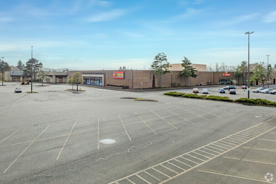 More Photos Of 901 & 1017 S BOONE ST, Aberdeen General Retail For Sale