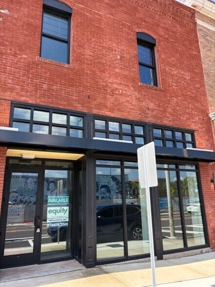 More Photos Of 2144 W Main St, Tampa Office For Lease