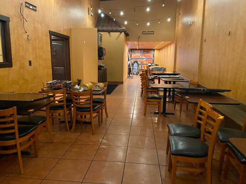 More Photos Of 108 N Mandan St, Bismarck Storefront Retail Office For Sale