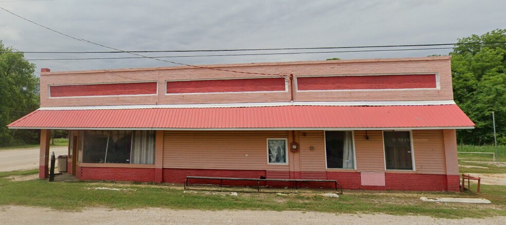 More Photos Of 100 E Broadway, Mannsville General Retail For Sale