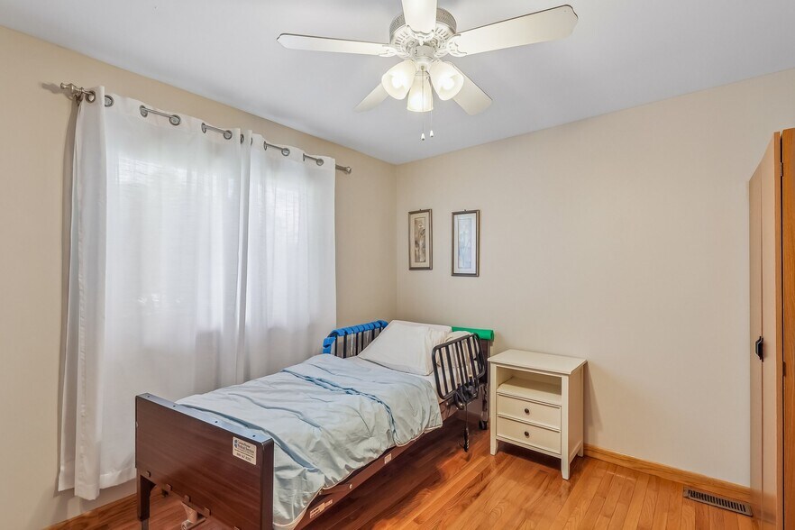 More Photos Of 836 Jacoby Rd, Copley Healthcare For Sale