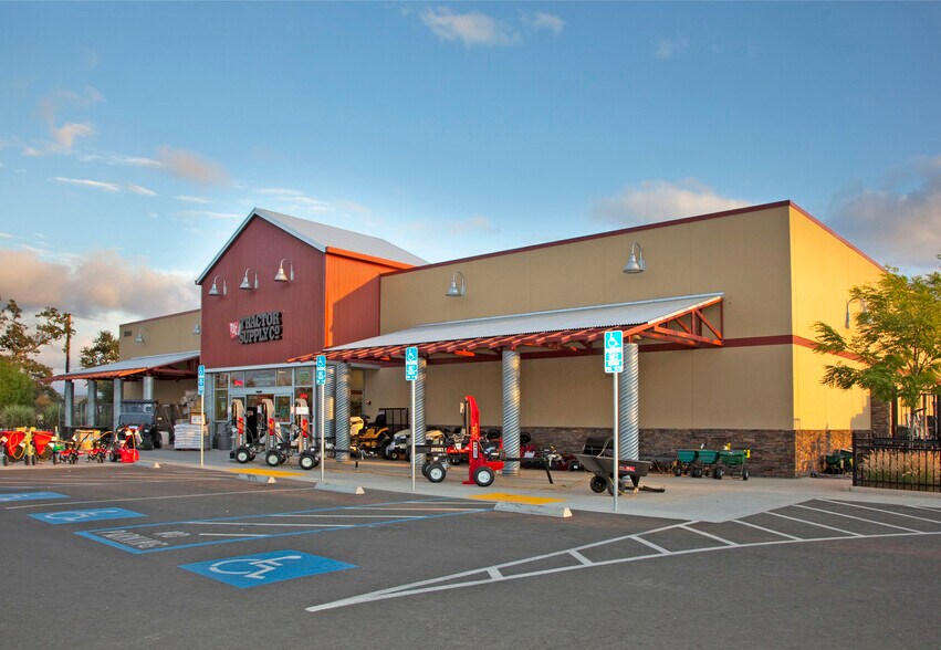 More Photos Of 1000 American Way, Windsor Freestanding For Sale