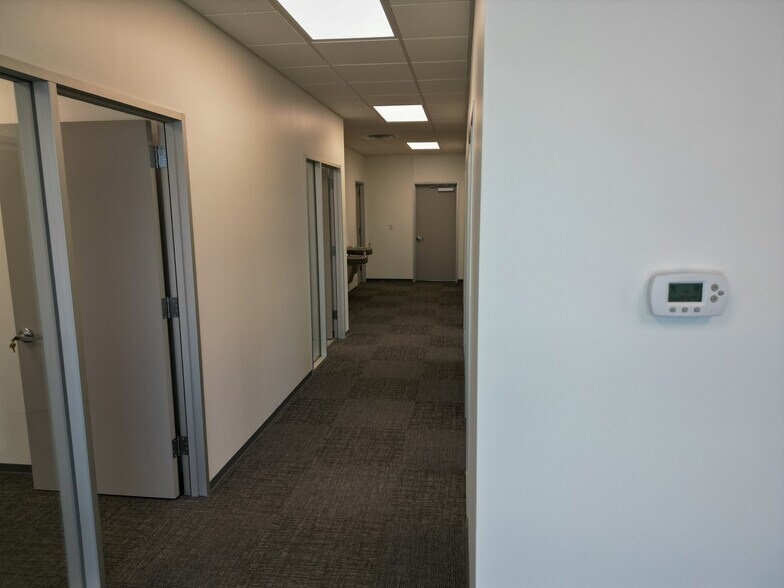More Photos Of 1120 Bammel Road, Houston Industrial For Lease