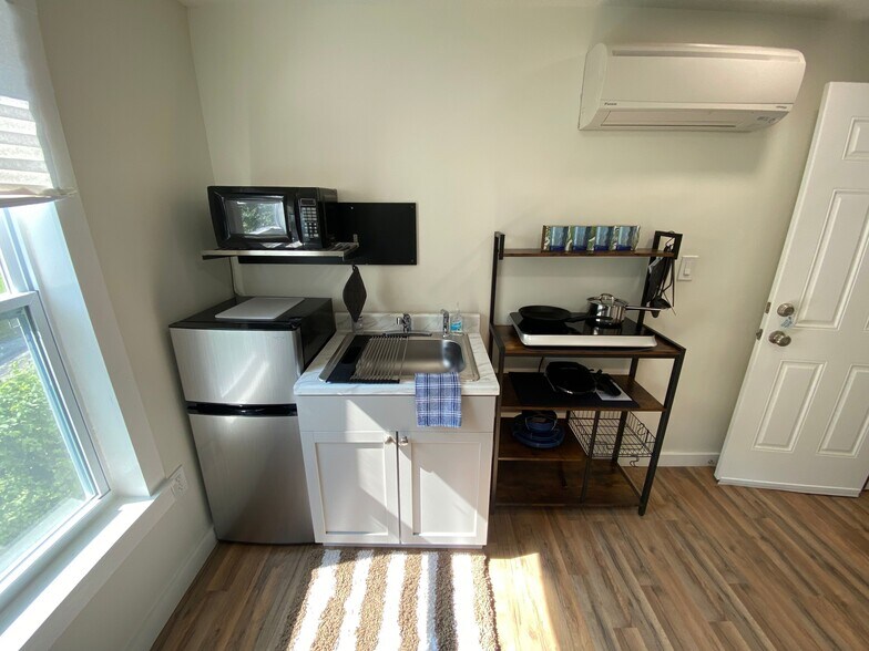 More Photos Of 8705 E 63rd Trafficway, Kansas City Apartments For Sale