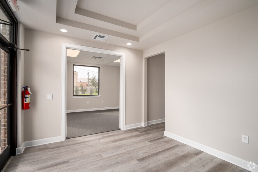 More Photos Of 6110 Sienna Ranch Rd, Missouri City Medical For Lease