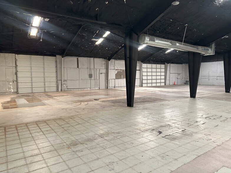 More Photos Of 1501 Magoffin Ave, El Paso Flex For Lease