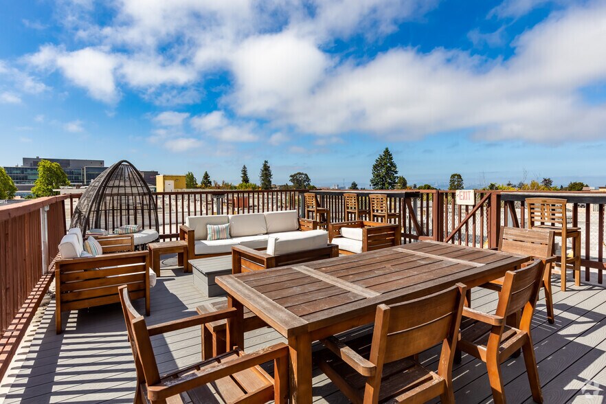 More Photos Of 1709 Shattuck Ave, Berkeley Apartments For Sale