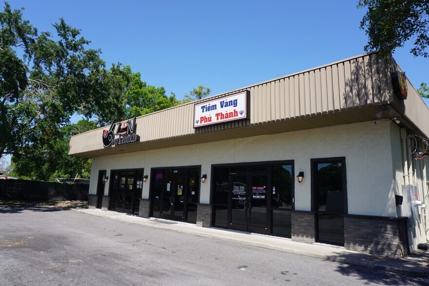 More Photos Of 3021 W Waters Ave, Tampa Restaurant For Sale