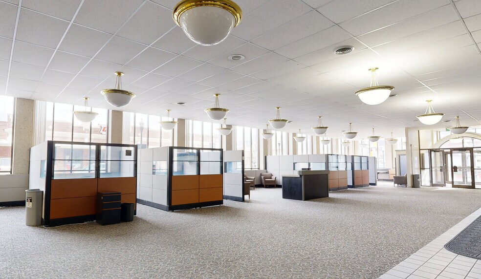 More Photos Of 320 A St, Idaho Falls Bank For Sale