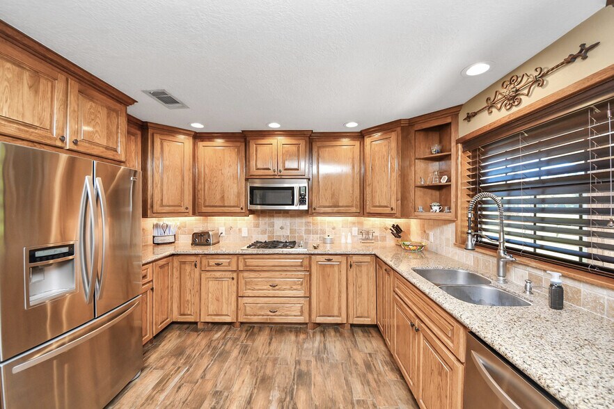 More Photos Of 16076 Highway 105, Cleveland Land For Sale