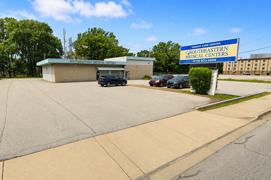 Primary Photo Of 4020 Calumet Ave, Hammond General Retail For Sale