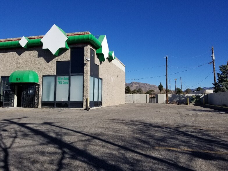 More Photos Of 120 Eubank Blvd SE, Albuquerque Storefront Retail Office For Lease