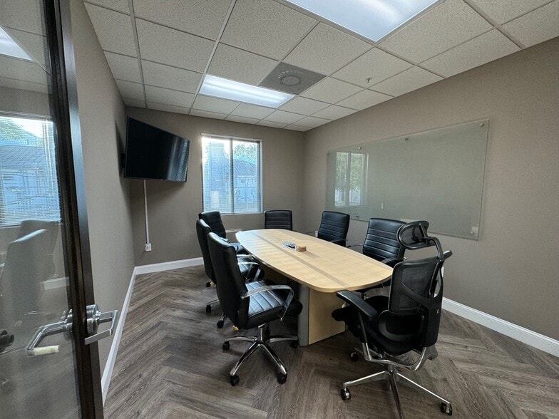 More Photos Of 202 S Rome Ave, Tampa Office For Lease