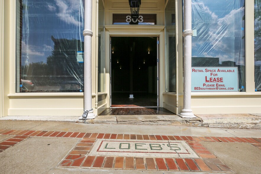 More Photos Of 803 S Main St, Columbia Storefront Retail Office For Lease